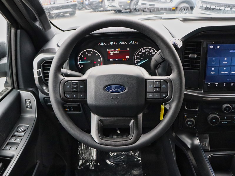 2026 Ford F-150 STX | 4X4 | 2.7L | 200B | 18s