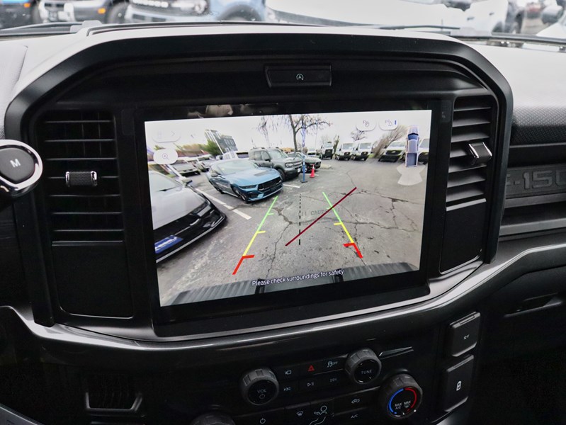 2026 Ford F-150 STX | 4X4 | 2.7L | 200B | 18s