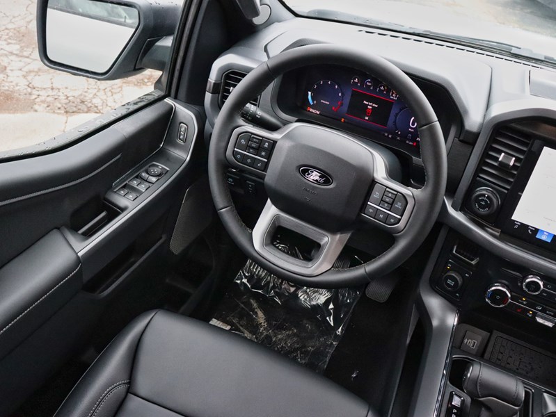 2026 Ford F-150 XLT | 4X4 | 5.0L |303A |BLK PK PLS |ROOF | BED UTL