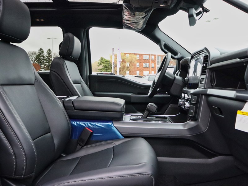 2026 Ford F-150 XLT | 4X4 | 5.0L |303A |BLK PK PLS |ROOF | BED UTL