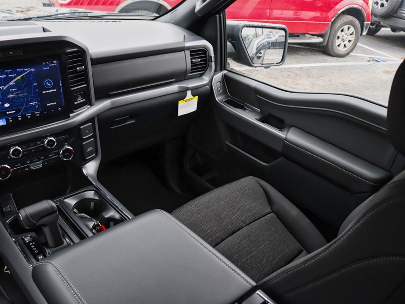 2026 Ford F-150 XLT | 4X4 | 3.5L | 302A | BLK PK PLS | BED UTL