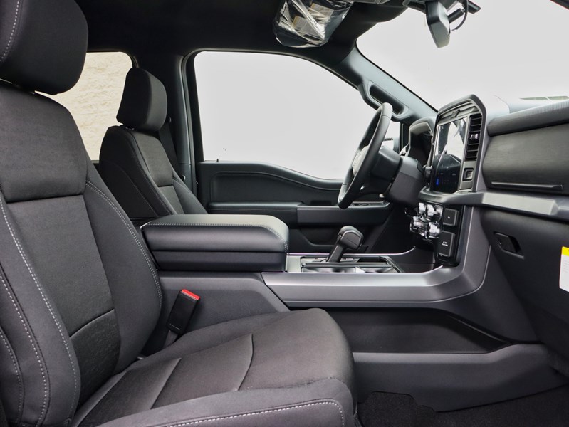 2026 Ford F-150 XLT | 4X4 | 3.5L | 302A | BLK PK PLS | BED UTL