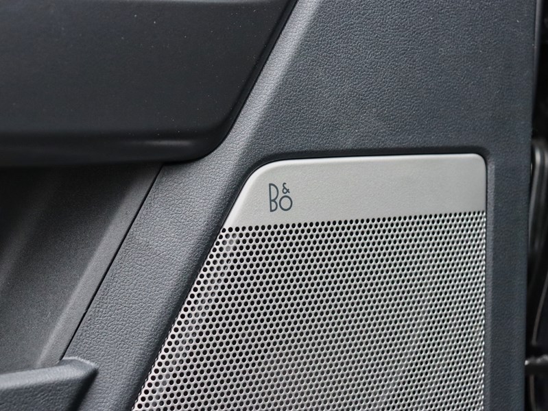 2026 Ford F-150 LARIAT | 4X4 | 3.5L | 501A | BLK PK | ROOF | TOW/H