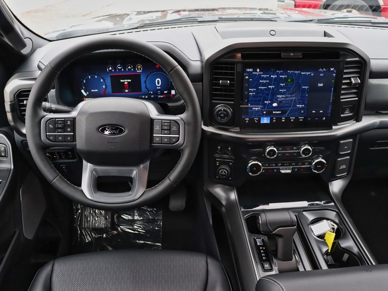 2026 Ford F-150 LARIAT | 4X4 | 3.5L | 501A | BLK PK | ROOF | TOW/H