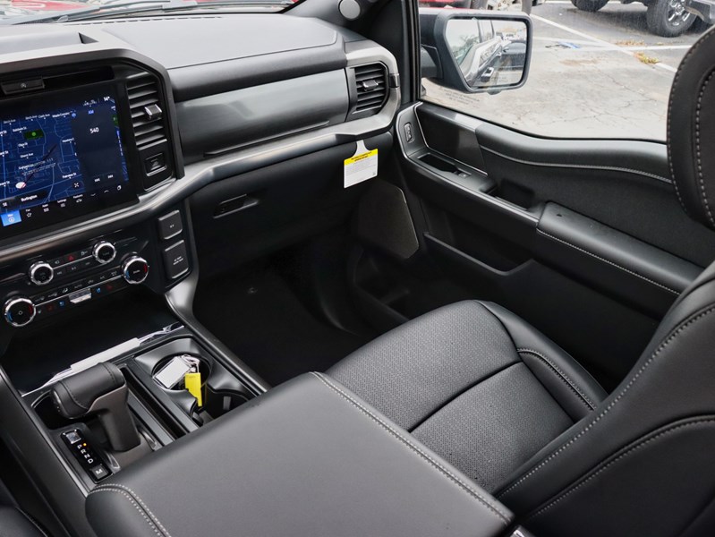 2026 Ford F-150 LARIAT | 4X4 | 3.5L | 501A | BLK PK | ROOF | TOW/H