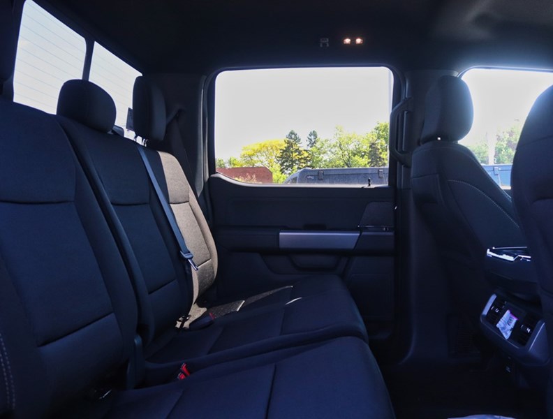2026 Ford F-150 XLT | 4X4 | 3.5L | 302A | 157 |BLK PK PLS |BED UTL