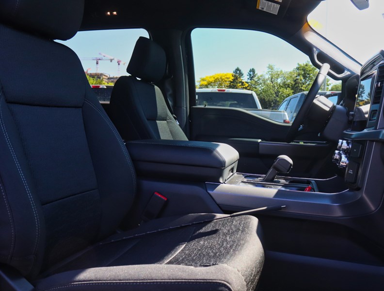 2026 Ford F-150 XLT | 4X4 | 3.5L | 302A | 157 | BLK PK | BED UTL