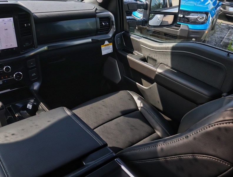 2026 Ford F-150 LARIAT | 4X4 | 5.0L | 502A | BLK PK | TOW/HAUL
