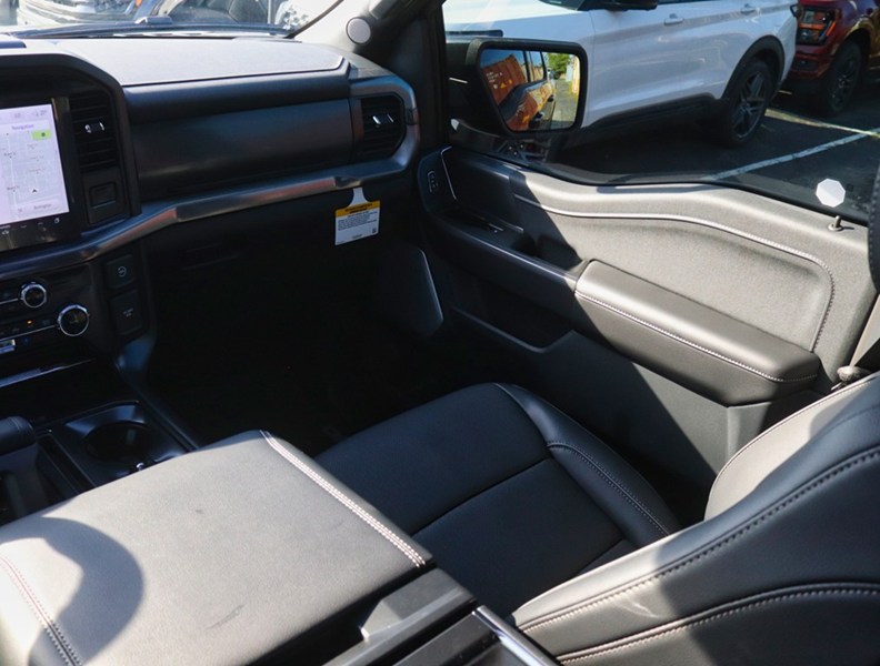2026 Ford F-150 LARIAT | 4X4 | HYBRID | 502A | BLK PK | ROOF|7.2KW