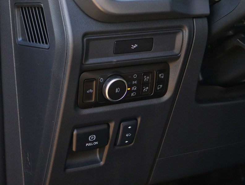 2026 Ford F-150 XLT | 4X4 | 2.7L | 303A | BLK PK PLS | BED UTL