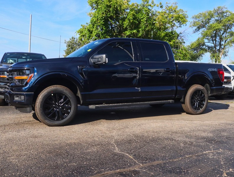 2026 Ford F-150 XLT | 4X4 | 2.7L | 303A | BLK PK PLS | BED UTL