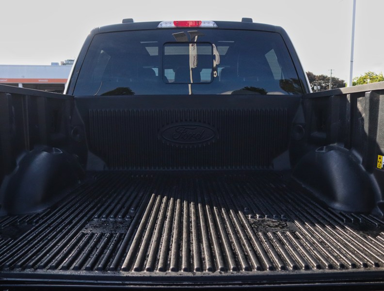 2026 Ford F-150 LARIAT | 4X4 | 5.0L | 502A | BLK PK | ROOF | BED U