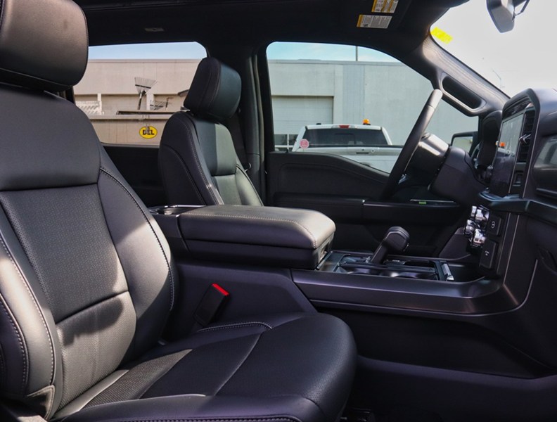 2026 Ford F-150 LARIAT | 4X4 | HYBRID | 501A | BLK PK |7.2KW| ROOF