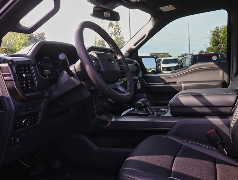 2026 Ford F-150 LARIAT | 4X4 | HYBRID | 501A | BLK PK |7.2KW| ROOF