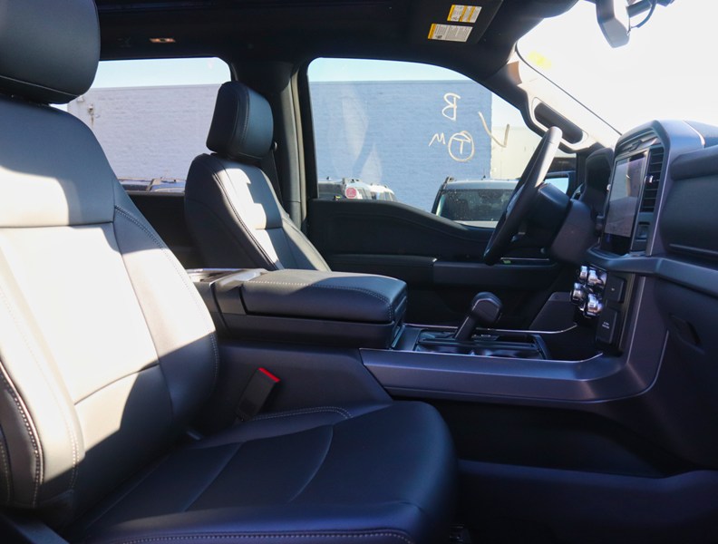 2026 Ford F-150 XLT | 4X4 | 2.7L | 303A | BLK PK PLS | ROOF | BD U