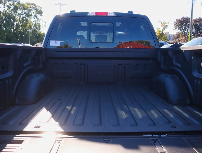 2026 Ford F-150 XLT | 4X4 | 2.7L | 303A | BLK PK PLS | ROOF | BD U