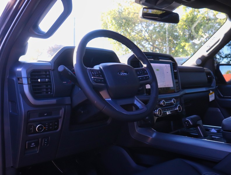 2026 Ford F-150 XLT | 4X4 | 2.7L | 303A | BLK PK PLS | ROOF | BD U