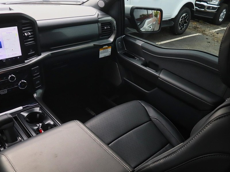 2026 Ford F-150 LARIAT | 4X4 | 3.5L | 501A | BLK PKG