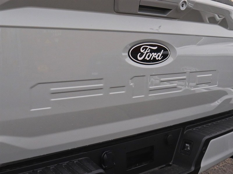 2026 Ford F-150 LARIAT | 4X4 | 3.5L | 501A | BLK PKG