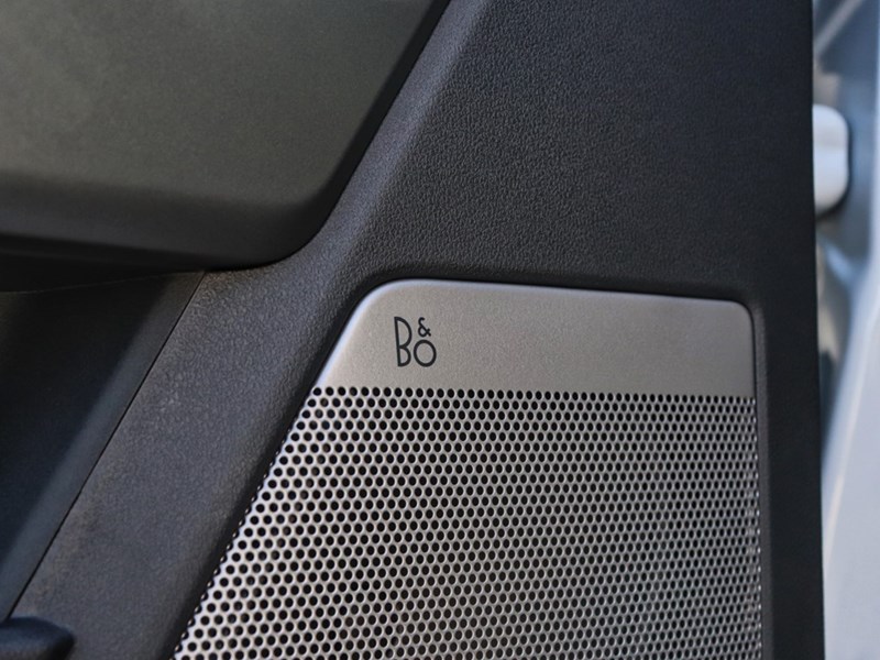 2026 Ford F-250 LARIAT | 4X4 | 6.7L | BLK  PKG | ROOF | PROPWR 2KW