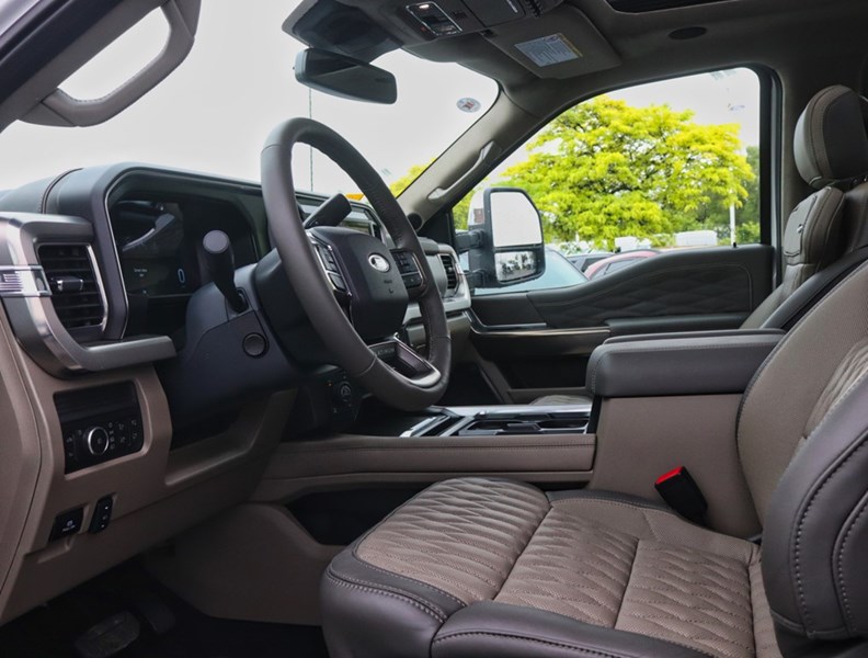 2026 Ford Super Duty F-250 SRW Platinum | 4X4 | 6.7L | PLAT PLS |TREMOR |5th WHL