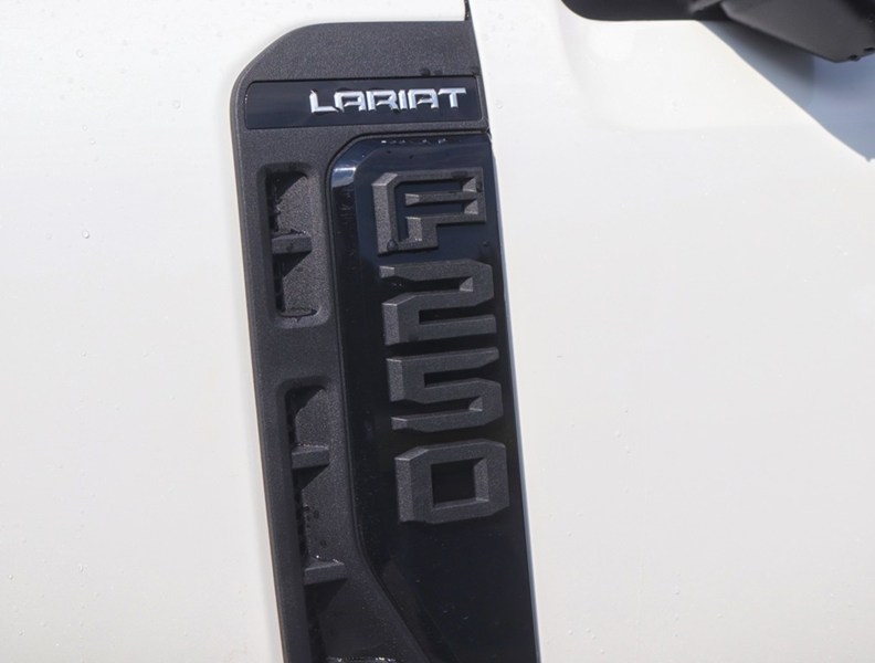 2026 Ford Super Duty F-250 SRW XLT |4X4 |6.7L |BLK PKG |ROOF |ULT PKG|PREM PKG