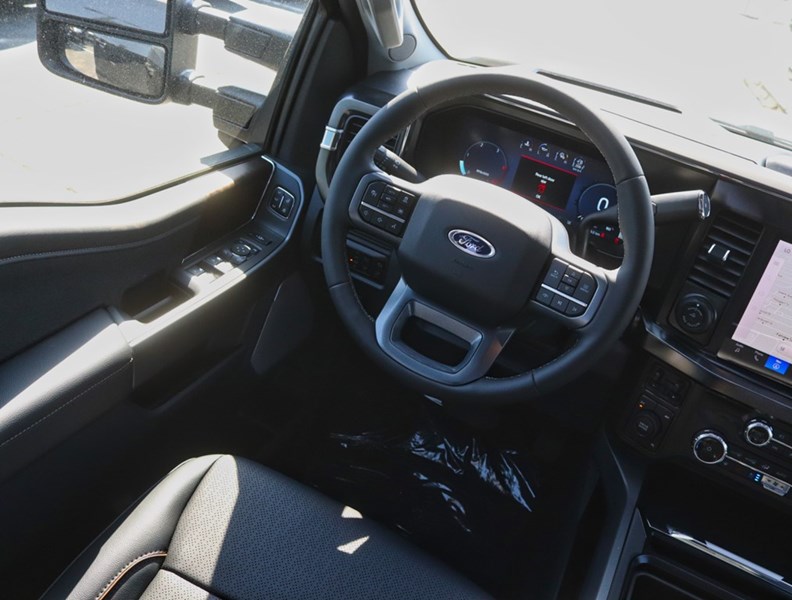 2026 Ford F-350 LARIAT | DRW | 4X4 | 6.7L | ROOF | ULT PK | 5th WH