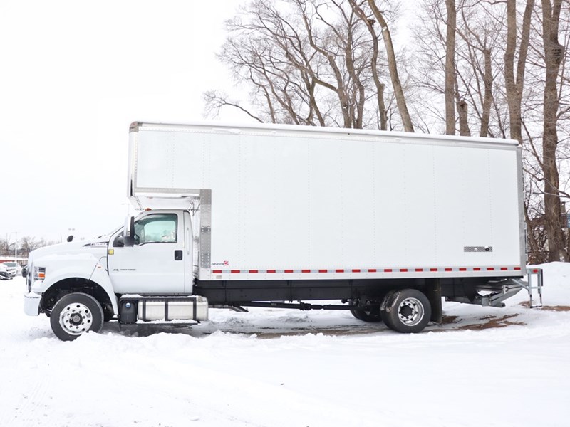 2026 FORD SUPER DUTY F-650 STRAIGHT FRAME Reg Cab