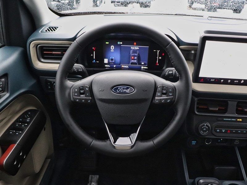 2026 Ford Maverick LARIAT | AWD | HYBRID | ROOF | 4K TOW | PWR SLD WI