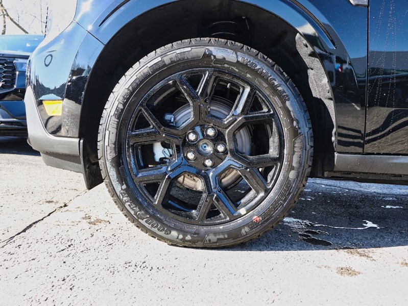 2026 Ford Maverick XLT | AWD | 2.0L | BLK PK | LUX PKG | 4K TOW