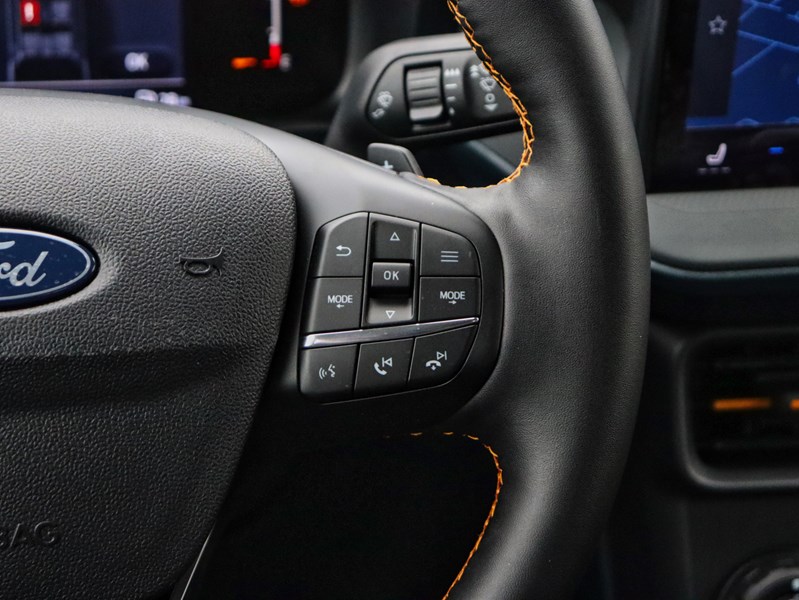 2026 Ford Maverick Tremor | AWD | 2.0L | ROOF | PWR SLD R WNDOW