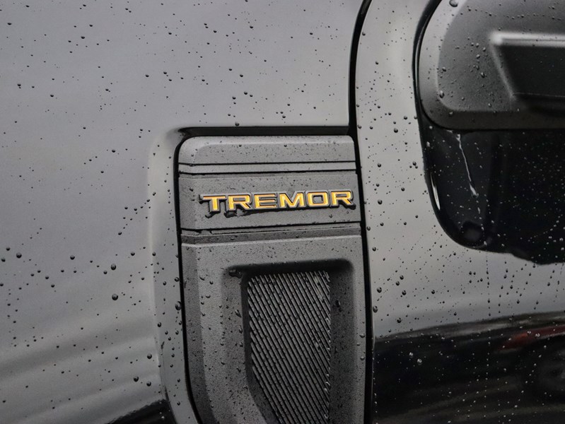 2026 Ford Maverick Tremor | AWD | 2.0L | ROOF | PWR SLD R WNDOW