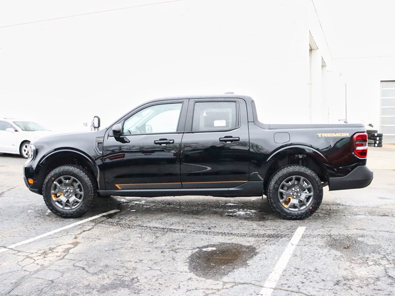 2026 Ford Maverick Tremor | AWD | 2.0L | ROOF | PWR SLD R WNDOW