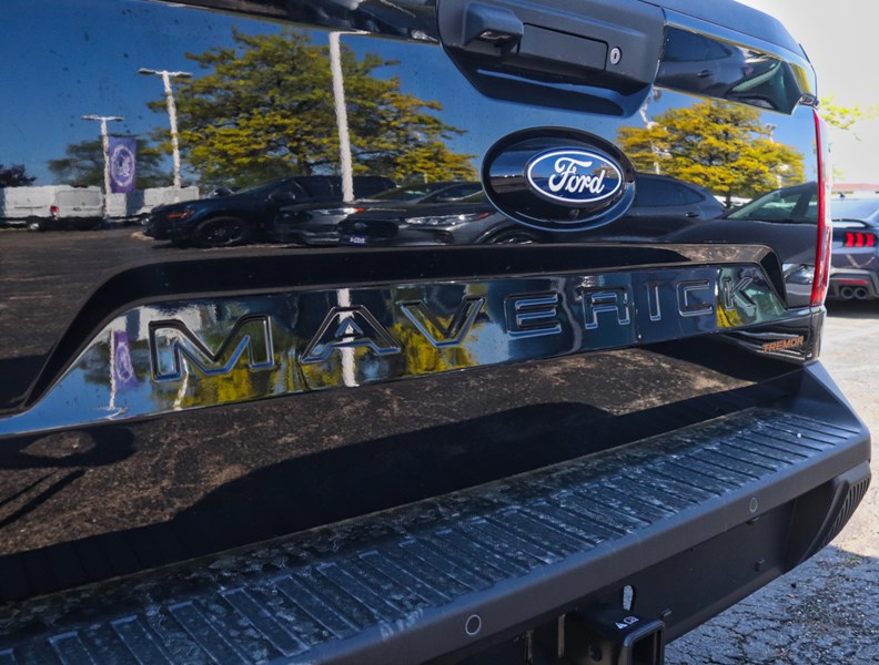 2026 Ford Maverick Tremor | AWD | 2.0L | ROOF | PWR SLD R WINDOW