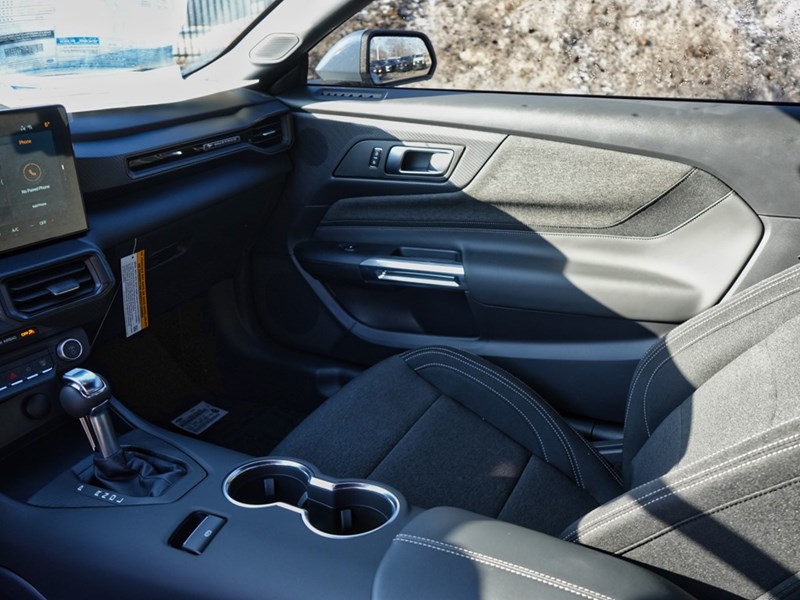 2026 Ford Mustang EcoBoost | 2.3L | 100A | 10-SPD AUTO | 18s