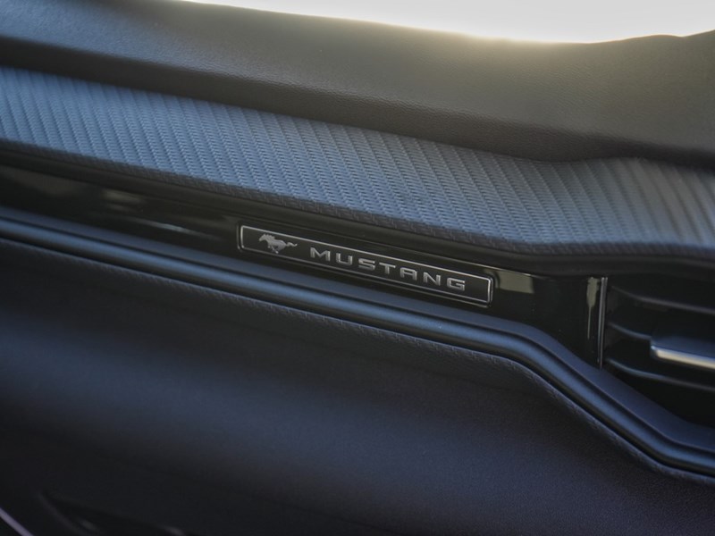 2026 Ford Mustang EcoBoost | 2.3L | 100A | 10-SPD AUTO | 18s