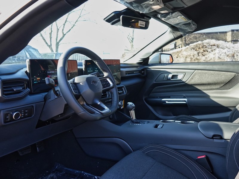 2026 Ford Mustang EcoBoost | 2.3L | 100A | 10-SPD AUTO | 18s