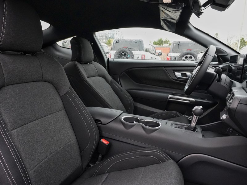 2026 Ford Mustang EcoBoost | 2.3L | 100A | AUTO | NITE PONY PKG