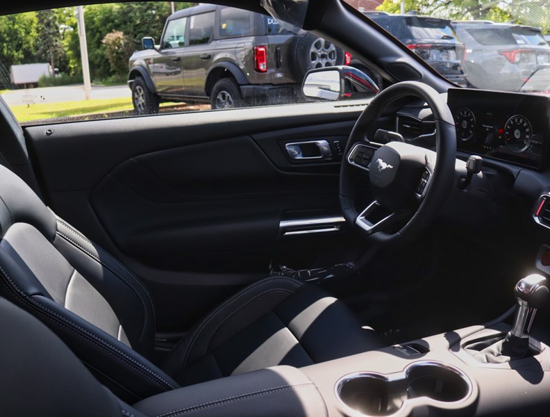2026 Ford Mustang EcoBoost Premium | 2.3L | 200A | NITE PONY PKG