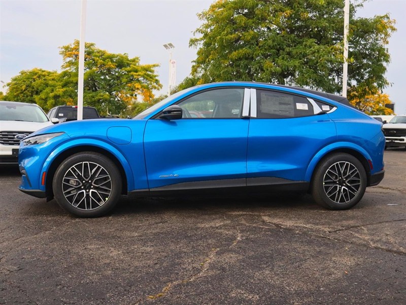 2026 Ford Mustang Mach-E Premium | AWD | EXT BATT | PANO ROOF | FRUNK