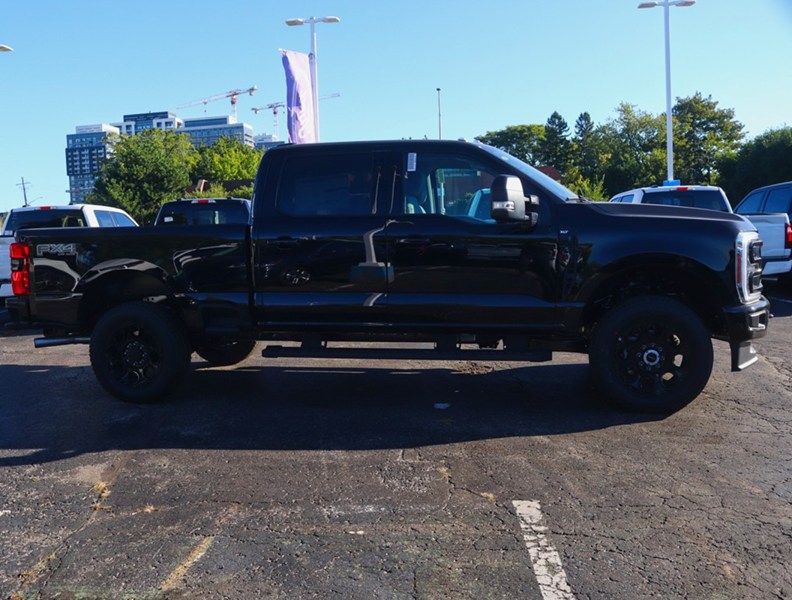 2027 Ford Super Duty F-250 SRW XLT | 4X4 | 7.3L | BLK PKG | PREM PKG | FX4