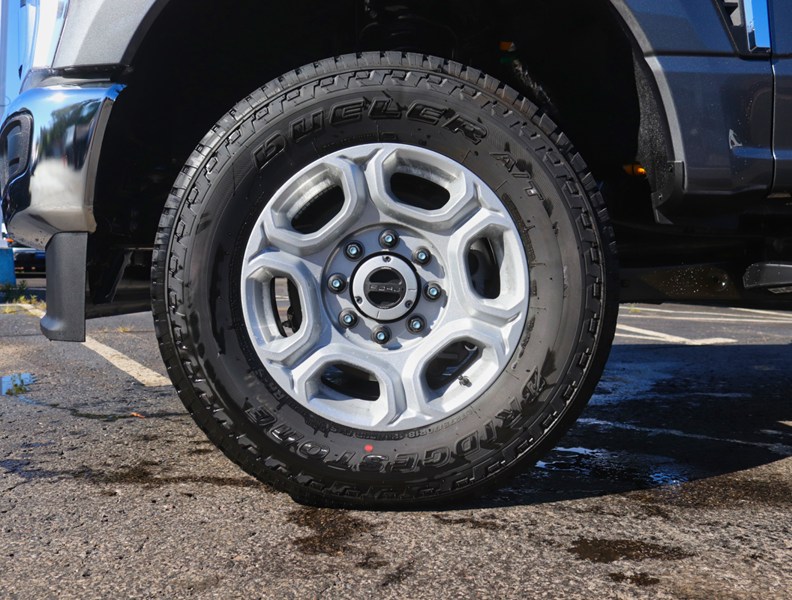 2027 Ford Super Duty F-250 SRW XLT 4WD Crew Cab 6.75' Box