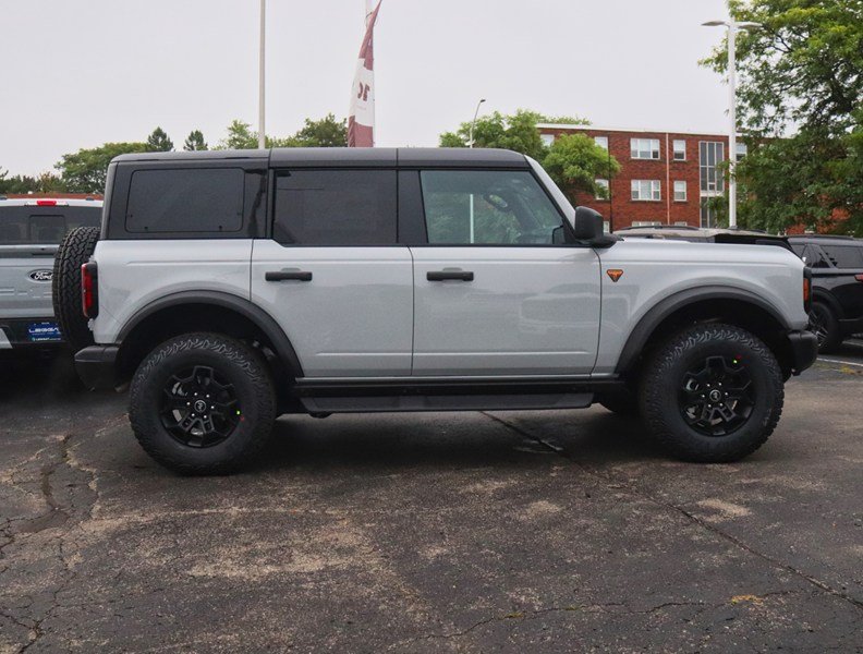 2026 Ford Bronco Badlands | 4X4 | 2.7L |HARD TOP  |LEATHER |BLK PK