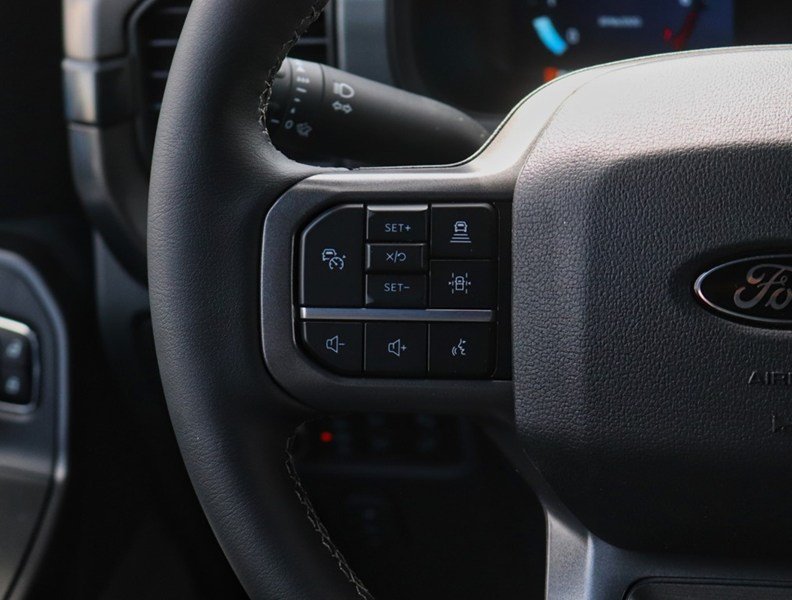 2026 Ford F-150 LARIAT | 4X4 | 3.5L | 501A | BLK PK PLS | TOW/HAUL