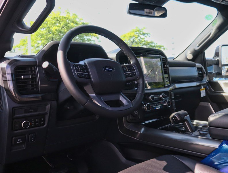 2026 Ford F-150 LARIAT | 4X4 | 5.0L | 502A | BLK PK | TOW/HAUL