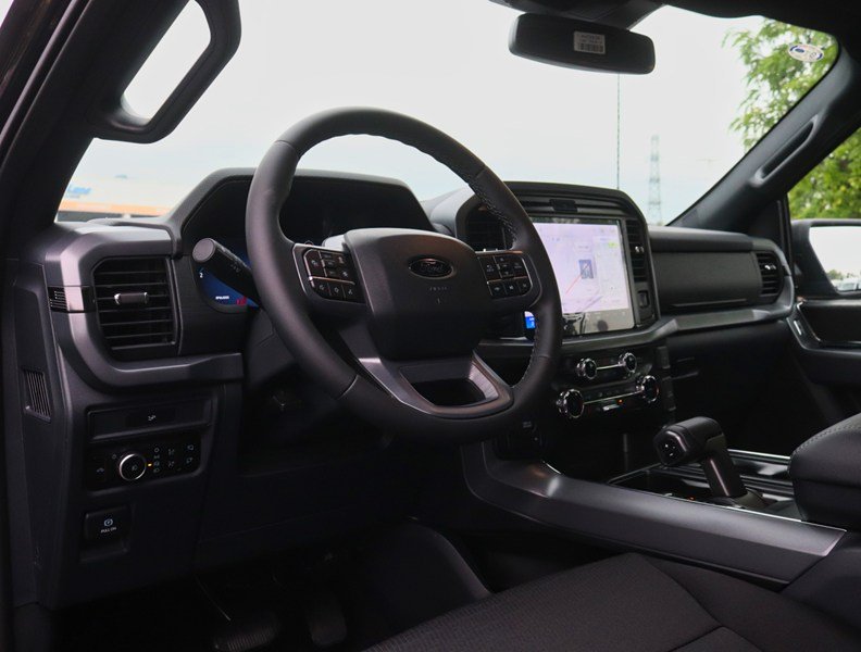 2026 Ford F-150 XLT | 4X4 | 3.5L | 302A | 157 | BLK PK PLS | BED U