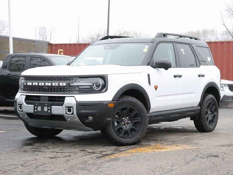 2026 Ford Bronco Sport Badlands | 4X4 | 2.0L | TECH | ROOF | CRGO MGMT