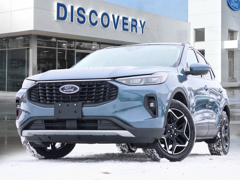 2026 Ford Escape Platinum | AWD | 2.0L | ROOF | TOW | ADP CRU | 19s