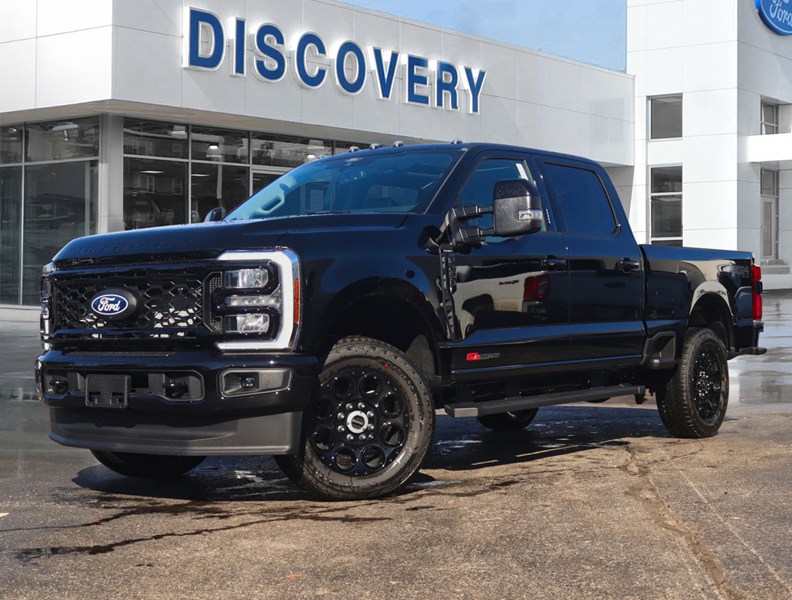 2027 Ford Super Duty F-250 SRW LARIAT 4WD Crew Cab 6.75' Box