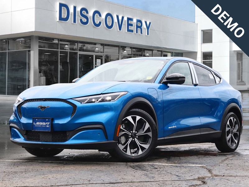 2025 Ford Mustang Mach-E Select | AWD | EXT BAT | COMF PKG | MB PWR CORD